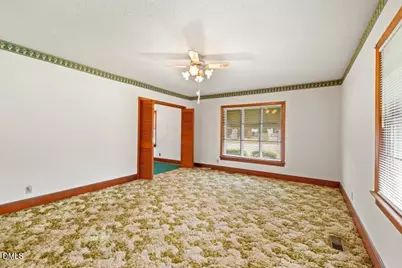 605 N Baker Street, Four Oaks, NC 27524 - Photo 16