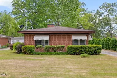 605 N Baker Street, Four Oaks, NC 27524 - Photo 2