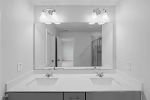5011 Kota St, Raleigh, NC 27610 - Photo 32