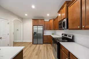 716 Ennis Creek Lane, Cary, NC 27513 - Photo 4