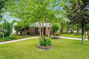 203 E Davis St, Smithfield, NC 27577 - Photo 24