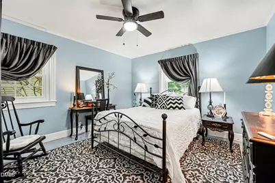 203 E Davis Street, Smithfield, NC 27577 - Photo 12