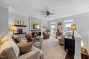 10520 Sablewood Dr, Raleigh, NC 27617 - Photo 2