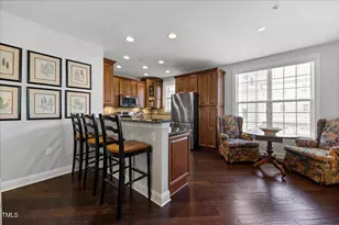 10520 Sablewood Dr, Raleigh, NC 27617 - Photo 8