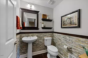 10520 Sablewood Dr, Raleigh, NC 27617 - Photo 14