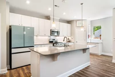 199 Deardom Way, Chapel Hill, NC 27516 - Photo 2