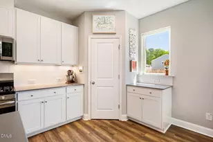 199 Deardom Wy, Chapel Hill, NC 27516 - Photo 12