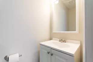 6001 Applewood Ln, Raleigh, NC 27609 - Photo 14