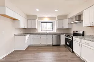 6001 Applewood Ln, Raleigh, NC 27609 - Photo 1