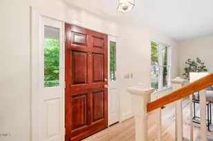 105 Bristol Dr, Chapel Hill, NC 27516 - Photo 8