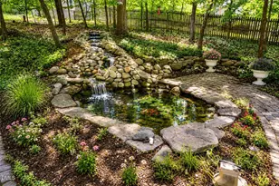 105 Bristol Dr, Chapel Hill, NC 27516 - Photo 2