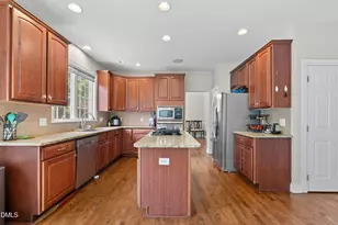 11708 Dellcain Ct, Raleigh, NC 27617 - Photo 12