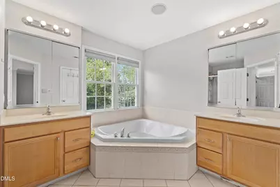11708 Dellcain Court, Raleigh, NC 27617 - Photo 36