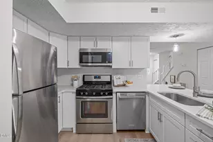 214 Rosebrooks Dr, Cary, NC 27513 - Photo 10
