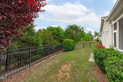 115 Heatherwood Drive, Chapel Hill, NC 27516 - Photo 38