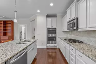 115 Heatherwood Dr, Chapel Hill, NC 27516 - Photo 16