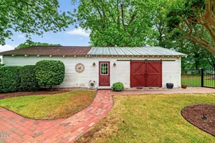 804 W Main St, Benson, NC 27504 - Photo 78