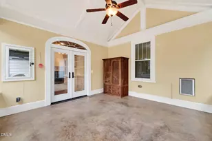804 W Main St, Benson, NC 27504 - Photo 42