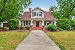 804 W Main St, Benson, NC 27504 - Photo 2