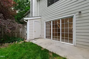 7831 Falcon Rest Cir, Raleigh, NC 27615 - Photo 32