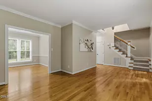 2013 W Sterlington Pl, Apex, NC 27502 - Photo 2