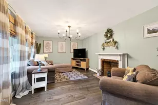 100 Old Meadowbrook Dr, Garner, NC 27529 - Photo 2
