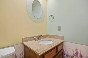 8705 Trailing Cedar Ct, Raleigh, NC 27613 - Photo 32