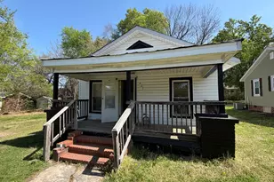 407 Granville St, Oxford, NC 27565 - Photo 2
