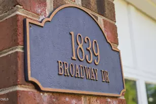 1839 Broadway Dr, Graham, NC 27253 - Photo 6