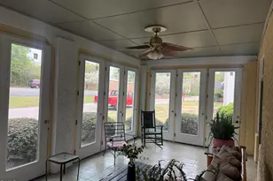 111 W Jennette Ave, Henderson, NC 27536 - Photo 4