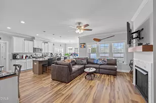 120 Parker St, Four Oaks, NC 27524 - Photo 6