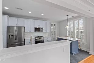 9211 Calabria Dr, Raleigh, NC 27617 - Photo 16
