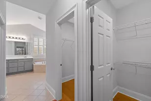 9211 Calabria Dr, Raleigh, NC 27617 - Photo 38