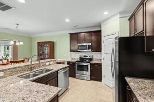 221 Willow Weald Ct, Fuquay Varina, NC 27526 - Photo 2