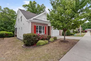 732 Varina Ln, Fuquay-Varina, NC 27526 - Photo 4