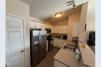 3696 Cotswold Avenue #3c, Greensboro, NC 27410 - Photo 8