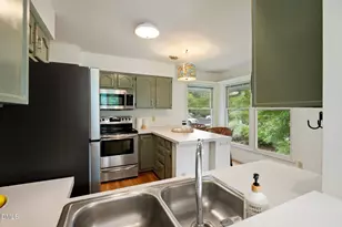 104 Homewood Dr, Chapel Hill, NC 27514 - Photo 24