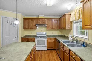 2012 Coachman Ct, Clayton, NC 27520 - Photo 14