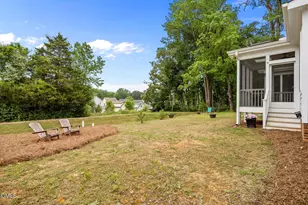 410 Wyndham Dr, Chapel Hill, NC 27516 - Photo 24