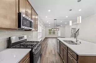 1241 White Flint Cir, Durham, NC 27703 - Photo 14