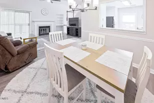 412 Oak Hollow Ct, Raleigh, NC 27613 - Photo 6