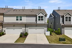 301 Ribbon Rail St, Fuquay Varina, NC 27526 - Photo 32