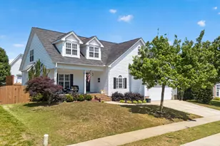 1681 Maizefield Ln, Fuquay-Varina, NC 27526 - Photo 2