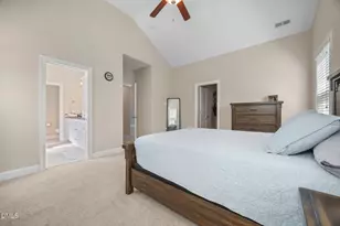 208 Log Pond Ct, Apex, NC 27502 - Photo 18