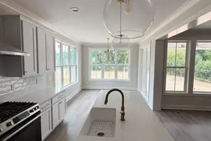 318 Powhatan Dr, Fuquay Varina, NC 27526 - Photo 6
