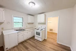 3041 Forrester St, Durham, NC 27704 - Photo 8