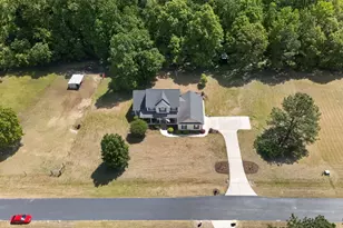 4612 N Fork Dr, Zebulon, NC 27597 - Photo 52
