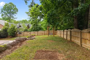 101 Coventry Ln, Cary, NC 27511 - Photo 34