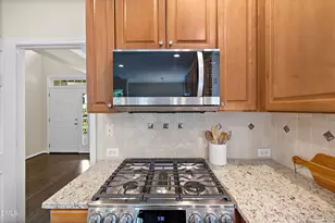 110 Mintawood Ct, Cary, NC 27519 - Photo 20