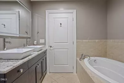 400 W North Street #610, Raleigh, NC 27603 - Photo 32
